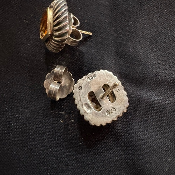 David Yurman Albion Earrings - Picture 4 of 4